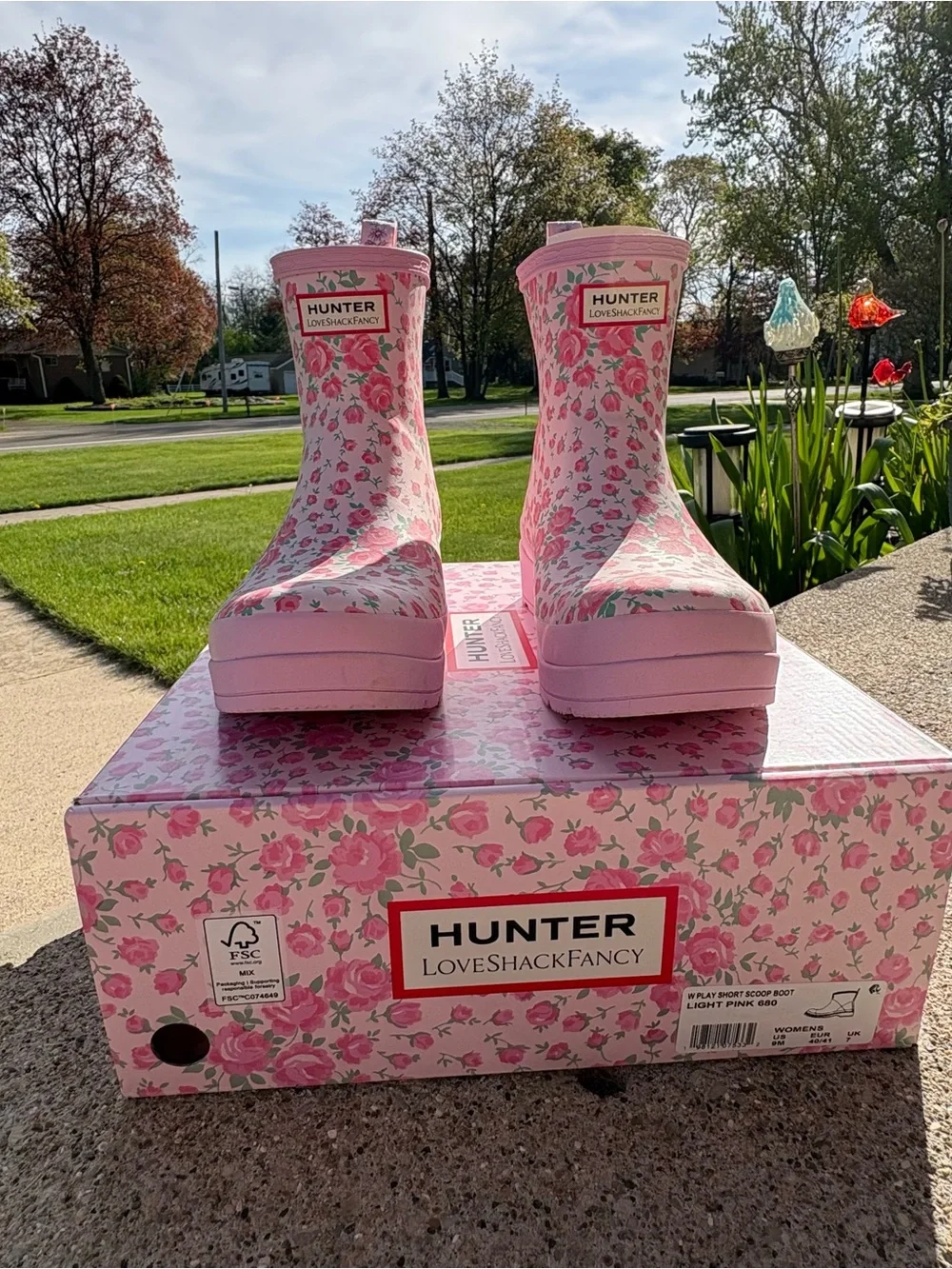 Hunter x LoveShackFancy Light Pink Floral Short Rain Boots - Picture 4 of 11